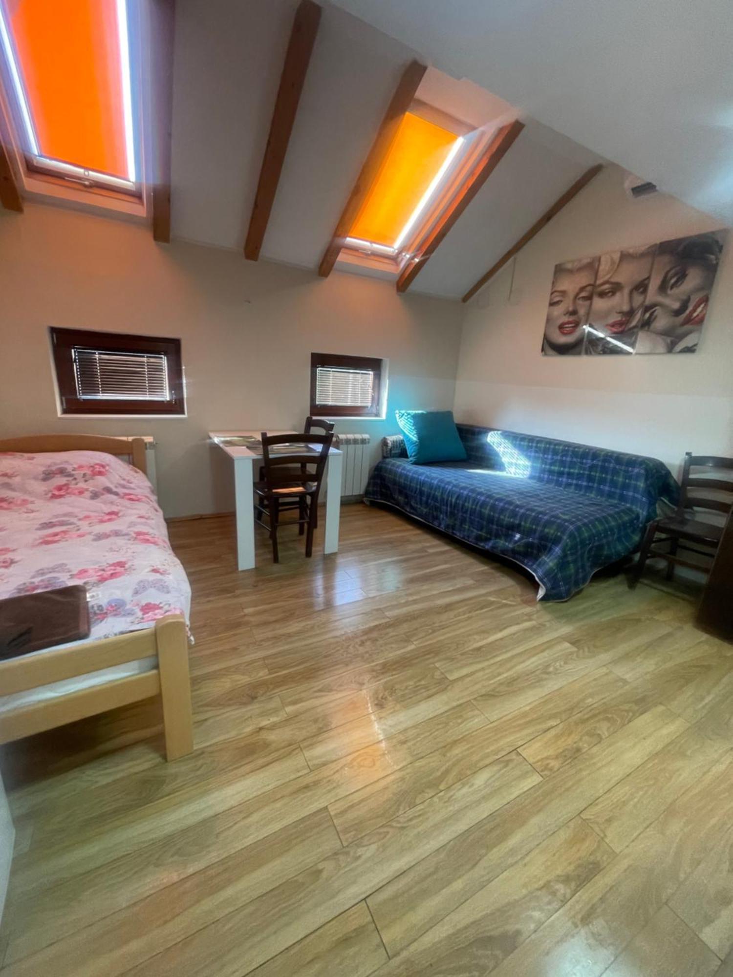 Bulevar Apartments Pozsarevác Kültér fotó
